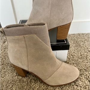 Tom’s boots new with tags